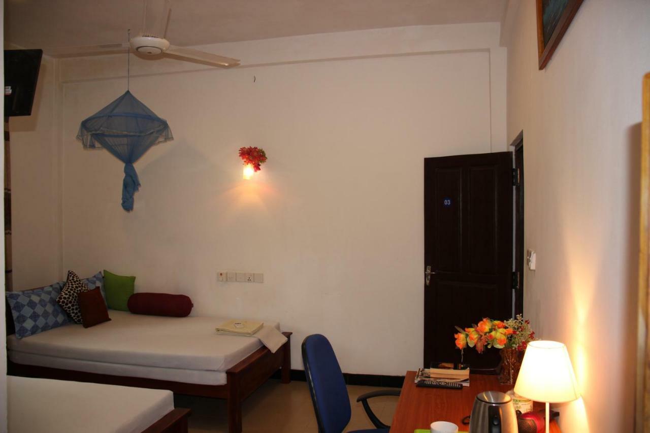 Miheen Hotel & Resort - Anuradhapura มิฮินตาเล ภายนอก รูปภาพ