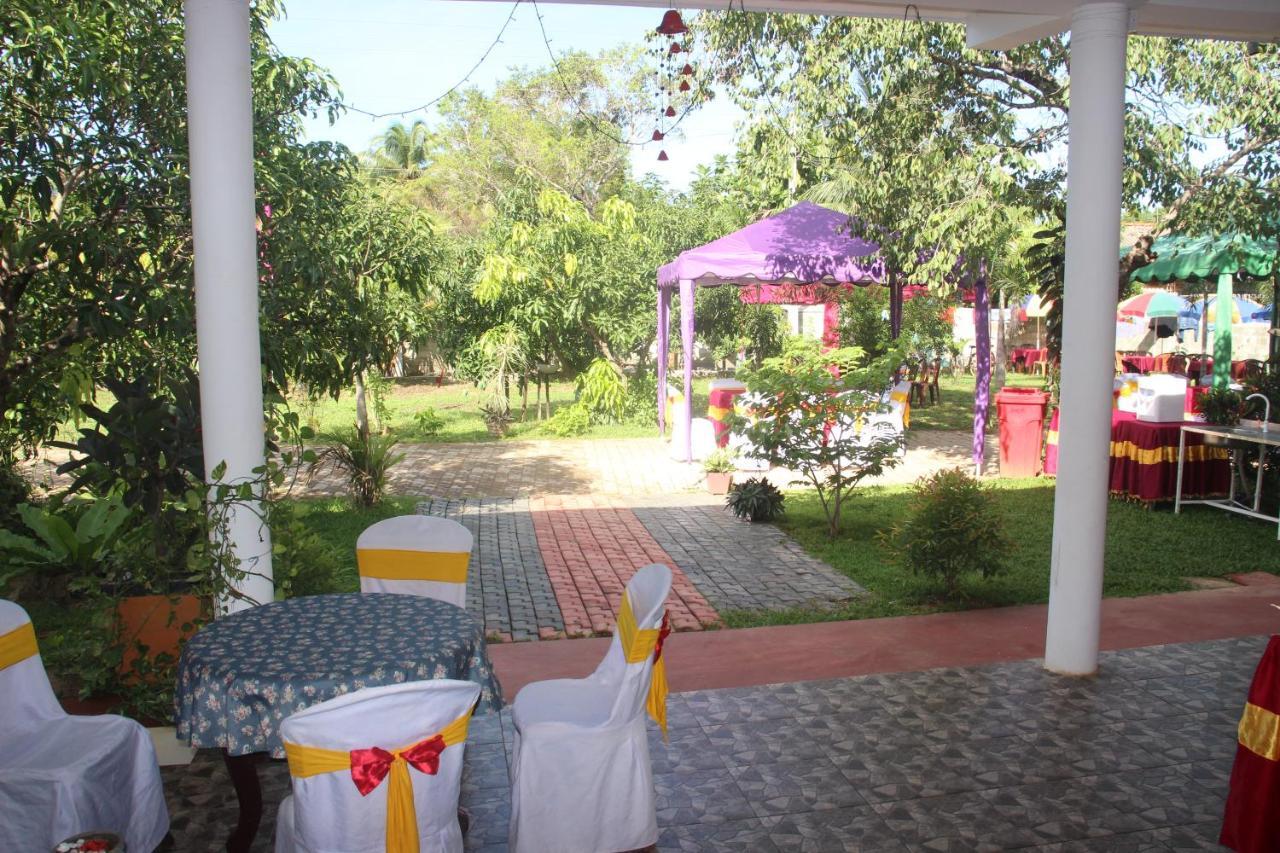 Miheen Hotel & Resort - Anuradhapura มิฮินตาเล ภายนอก รูปภาพ